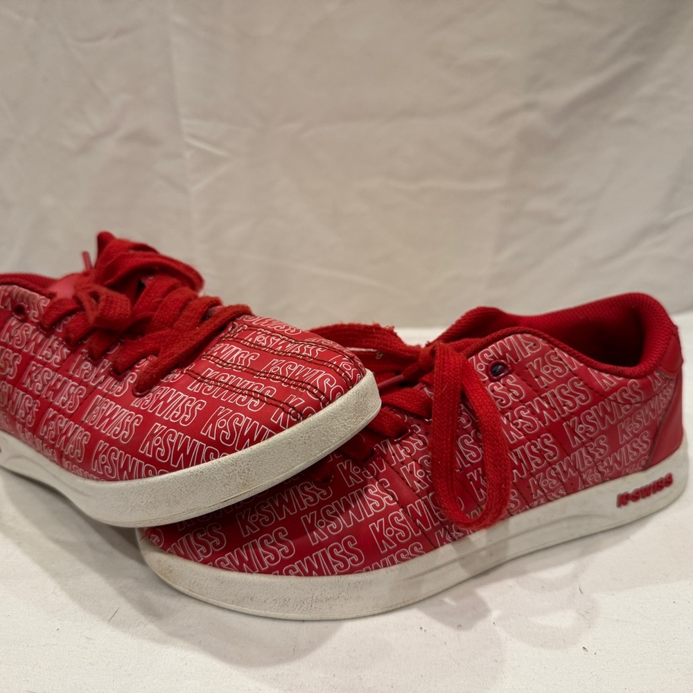 K-Swiss Kids Sneakers in Vibrant Red and White